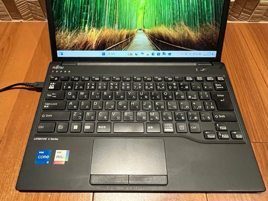 富士通 LIFEBOOK U9313/NX｜第12世代i5｜16GB｜512GB