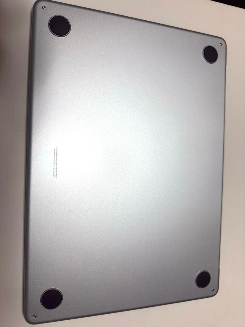 MacBook Air13インチM4 16GMメモリ256ストレージ