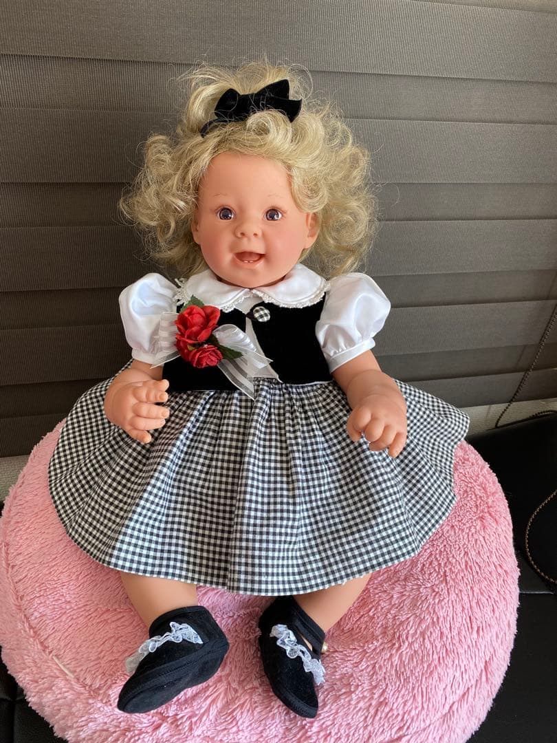 LEE MIDDILTON　オリジナルドール 56cm