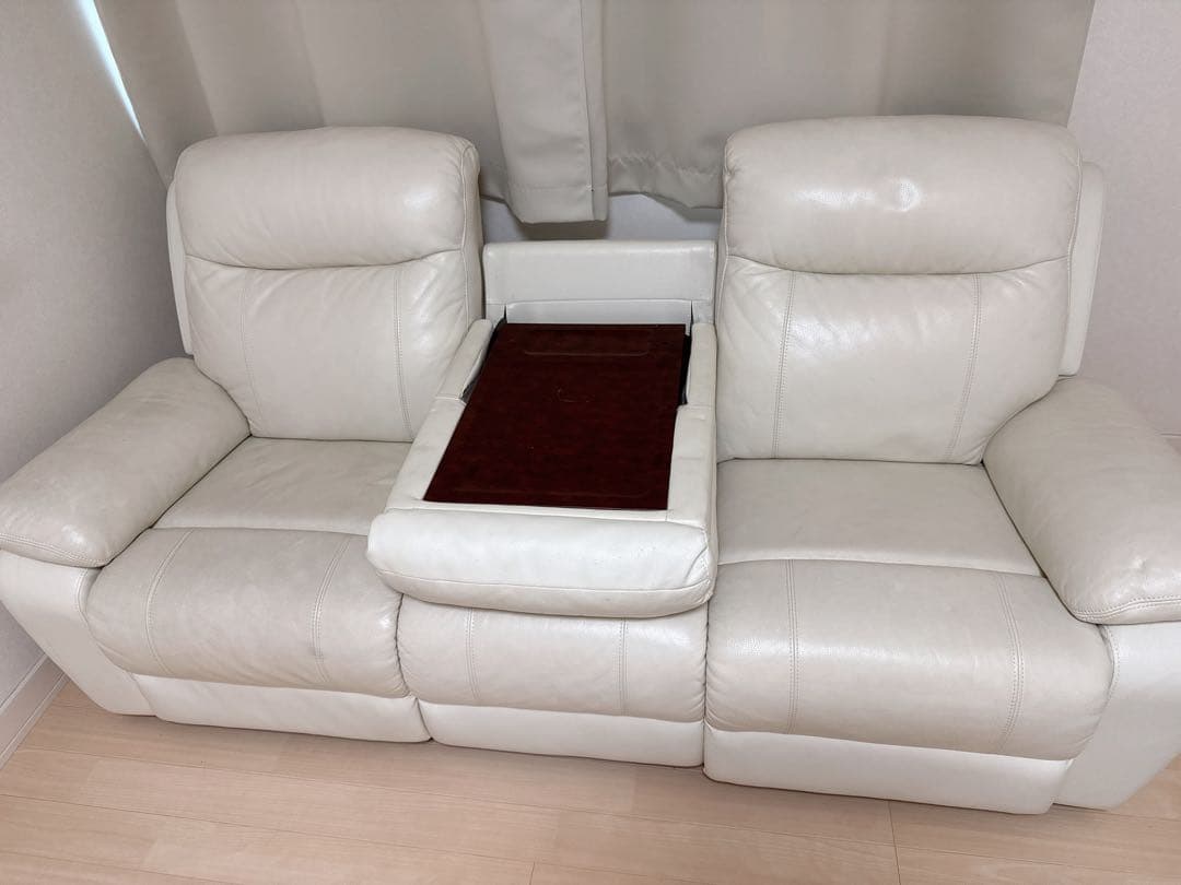 ホワイト 電動リクライニング 2人掛けソファ