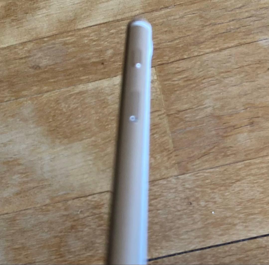 iPhone SE 第三世代 99% SIMフリー 訳あり