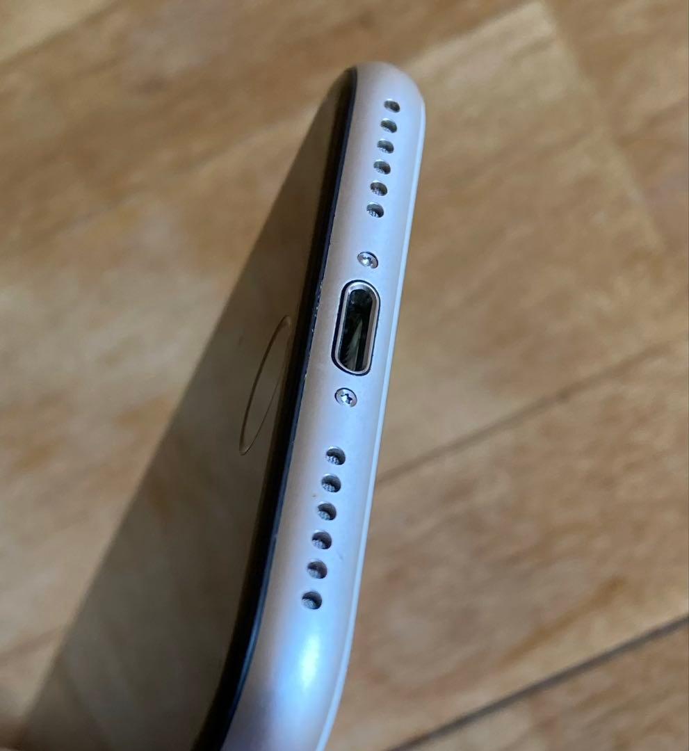 iPhone SE 第三世代 99% SIMフリー 訳あり