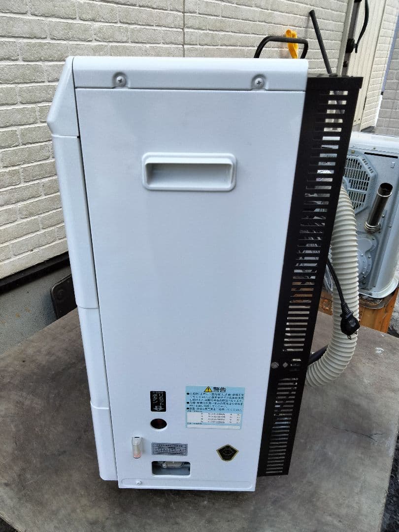 札幌発コロナFF温風石油ストーブ！品番「FF‐VG4215S」2016年式中古⑱