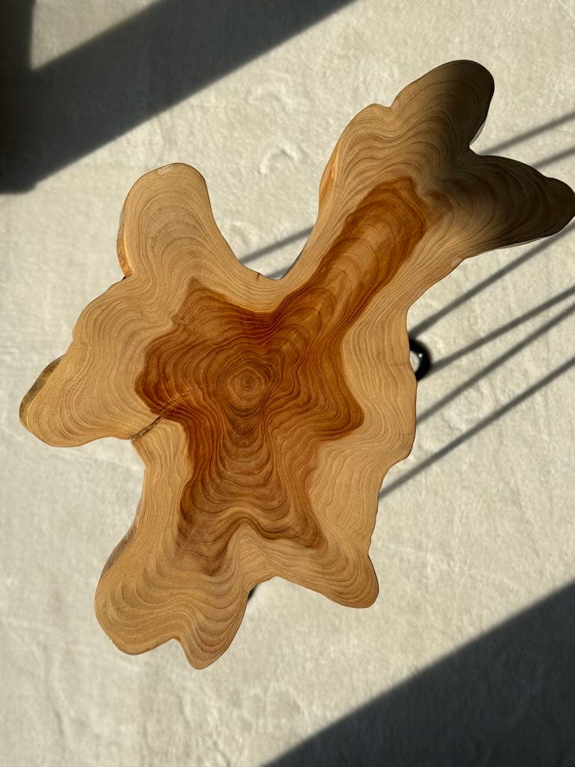 ミニ　コーヒーテーブル　サイドテーブル　一枚板(k019)一点もの