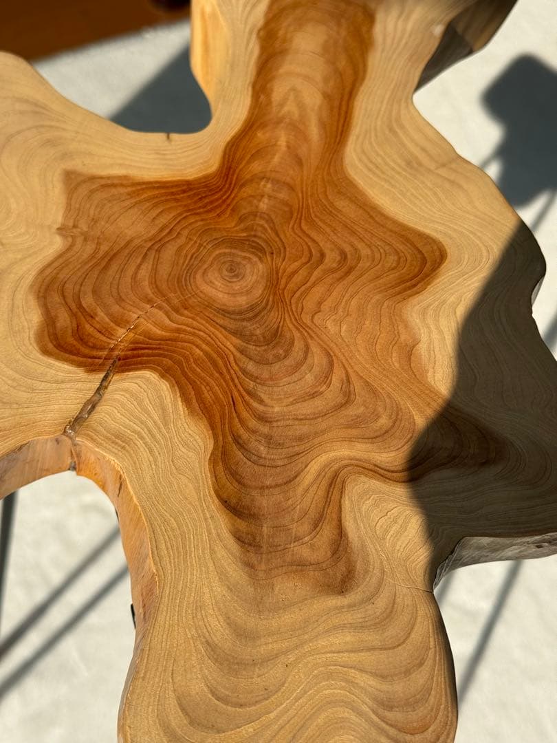 ミニ　コーヒーテーブル　サイドテーブル　一枚板(k019)一点もの