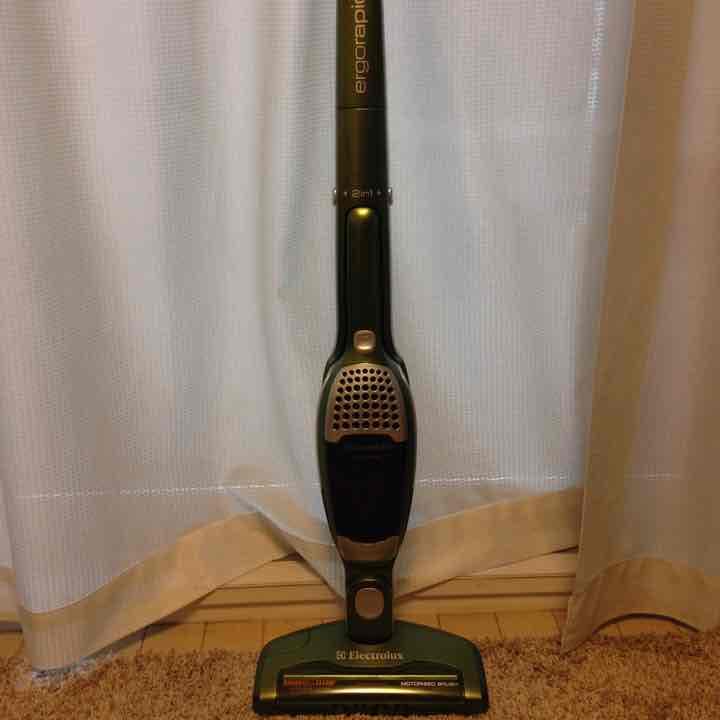 美品！エルゴラビート 2in1 コードレス掃除機