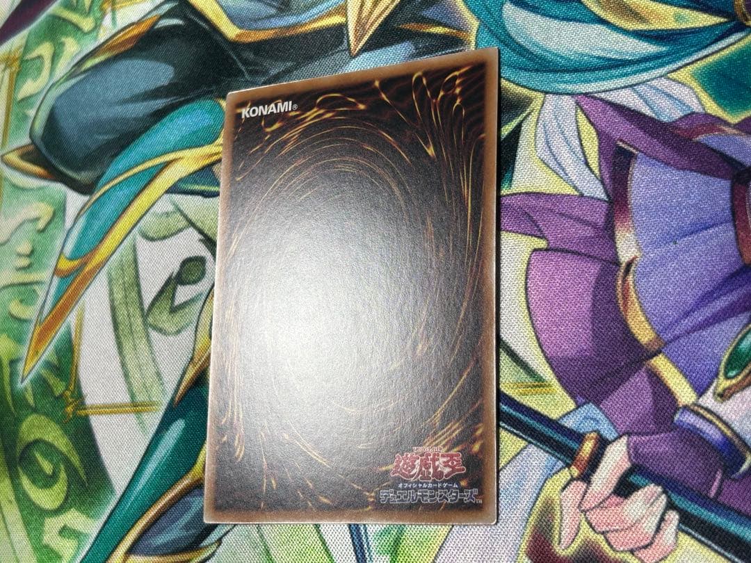 遊戯王　ブラックマジシャンガール　絵違い　QCAC 25th シークレット　1枚