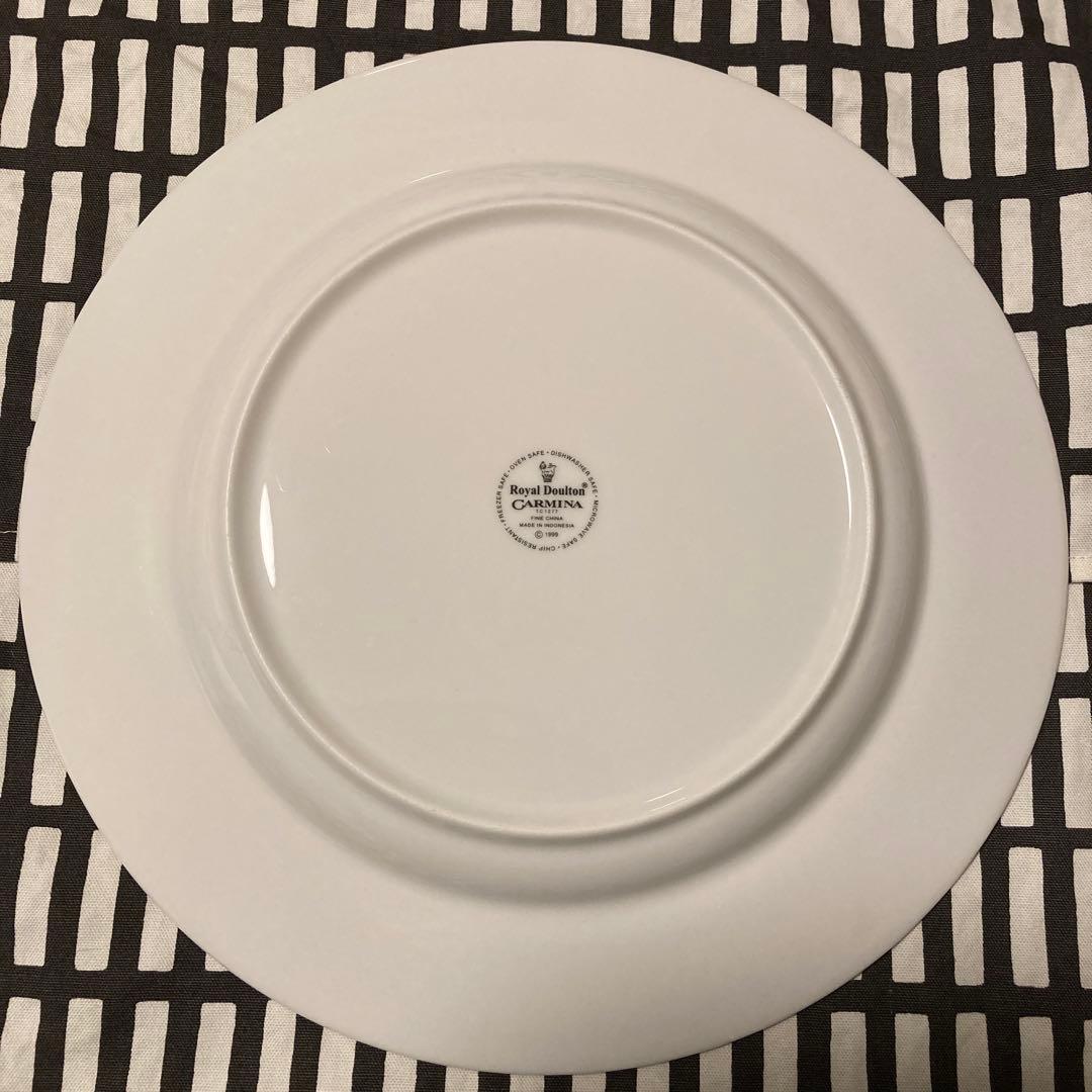 ロイヤルドルトン　ディナープレート28cm✖️2