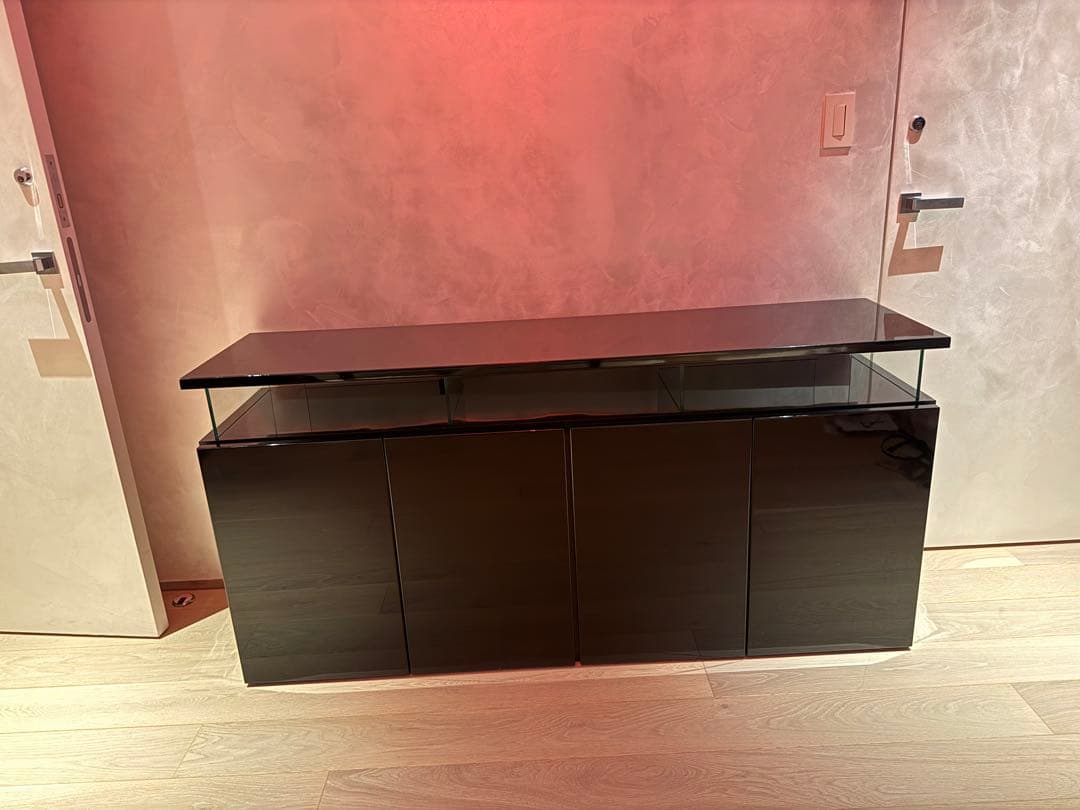 ブラック キャビネット ガラス棚付き 幅160cm TVボード 店舗什器