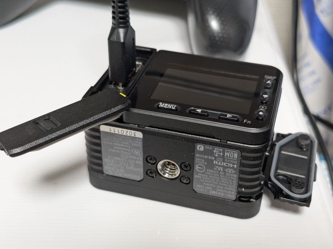 （タカ）保証期間内】SONY DSC-RX0M2 サイバーショット