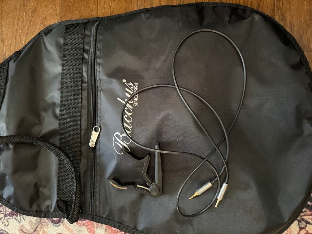 レッド ストラトキャスタータイプ エレキギター