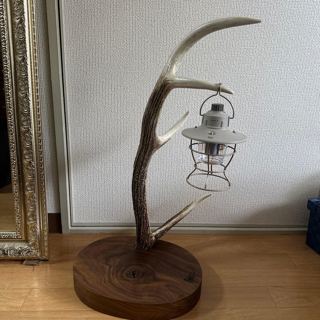 木製 鹿の角 ランプスタンド