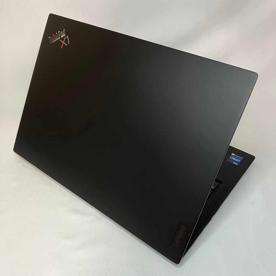 美品 X1 Carbon Gen11 i5 16GB 512GB 保証期間中