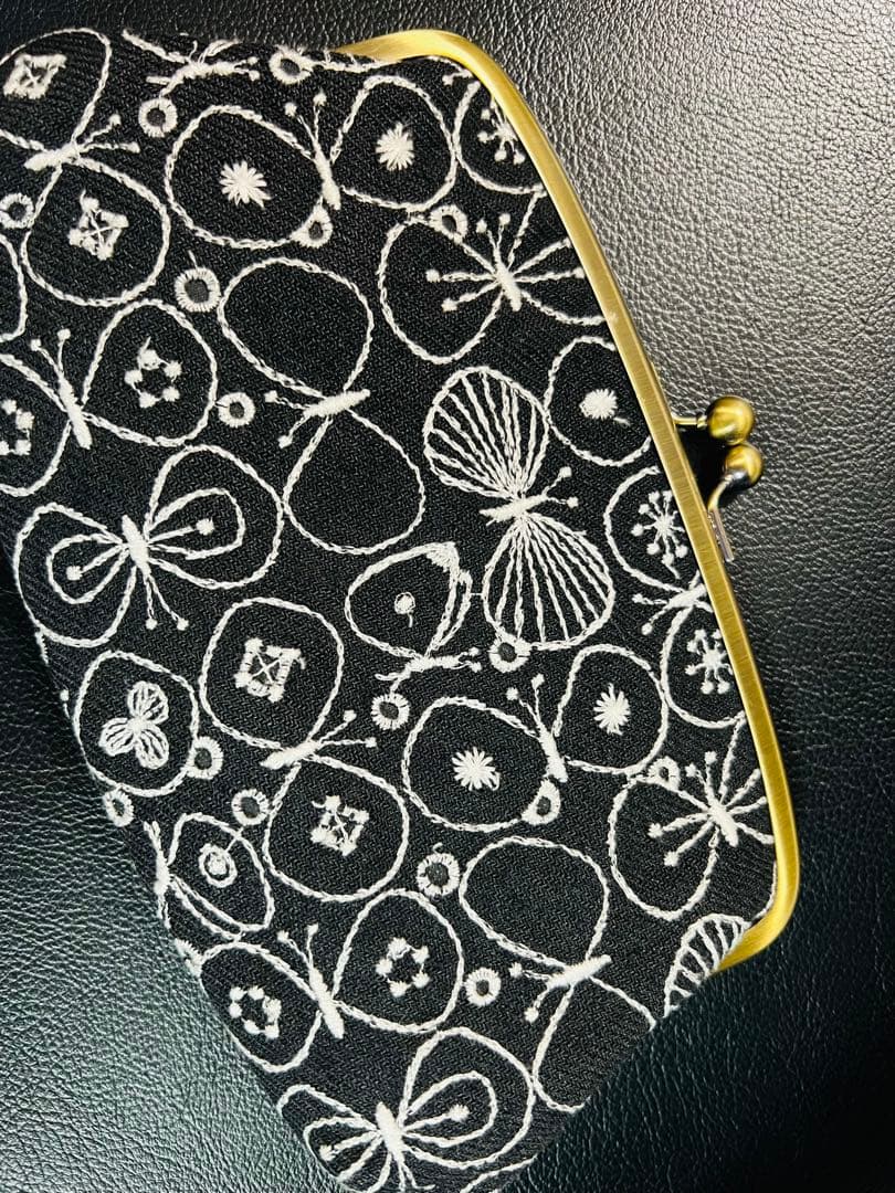 ミナペルホネン　ハンドメイド　がま口長財布