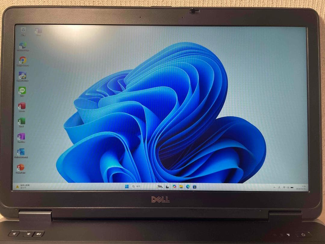 DELL Latitube 第4世代i7 メモリ12GB SSD256GB