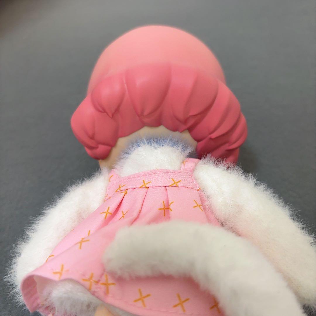 POPMART MOLLY Peekaboo 1/8 アクションフィギュア