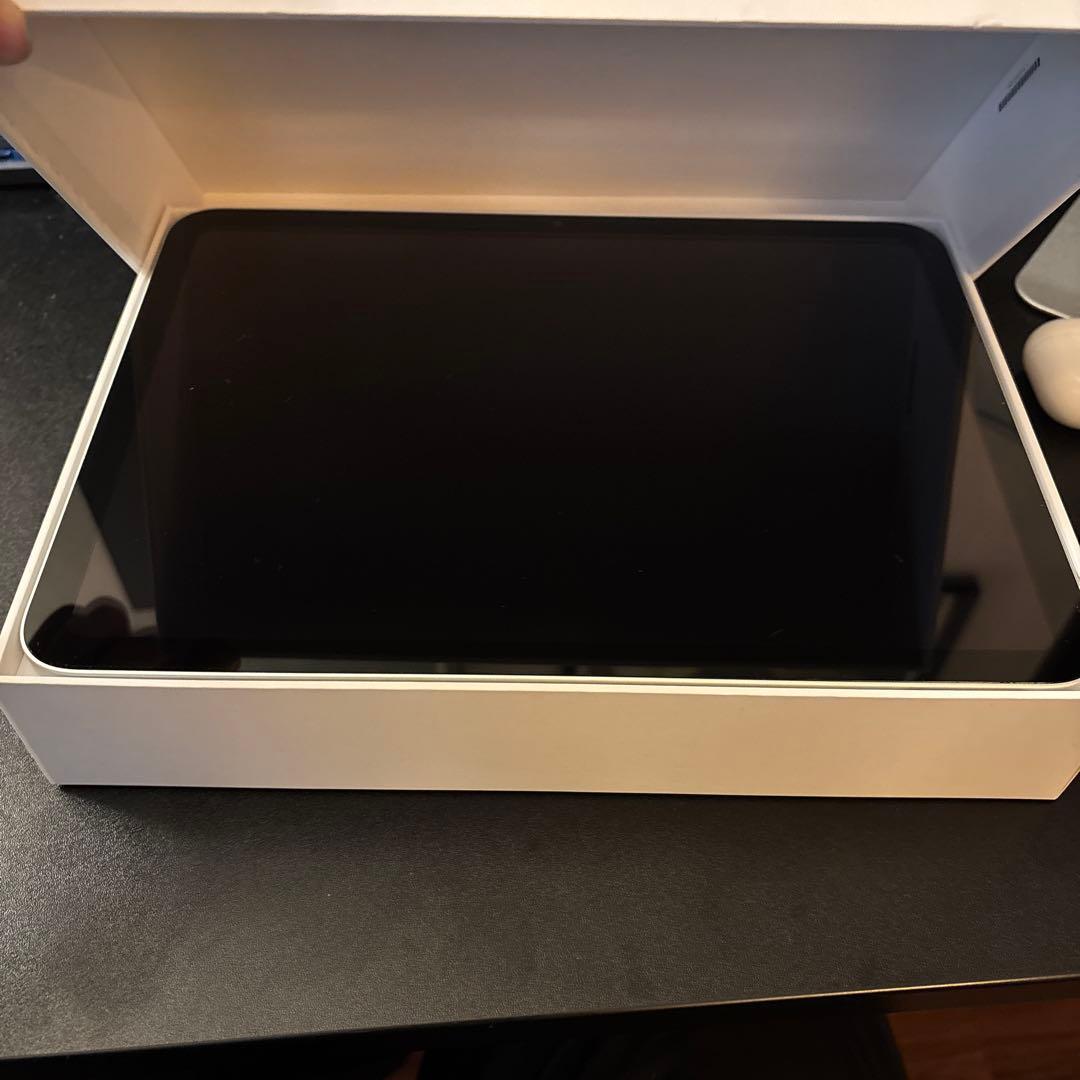 【極美品】【付属品完備】Apple iPad (第10世代)128GB