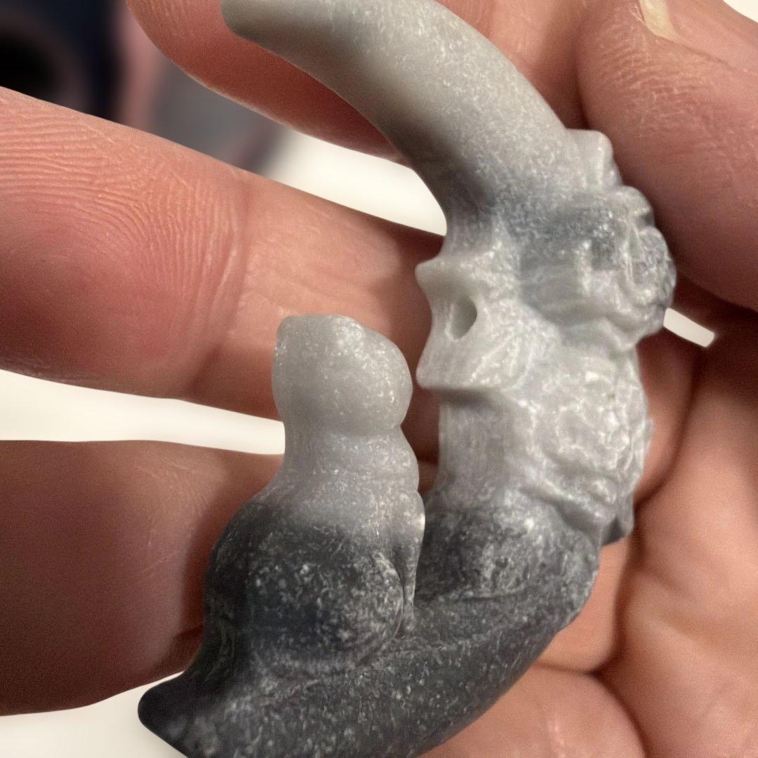 AGH ✨太極石✨月とバラとネコちゃんパーツ　薔薇　白黒　横穴貫通済み