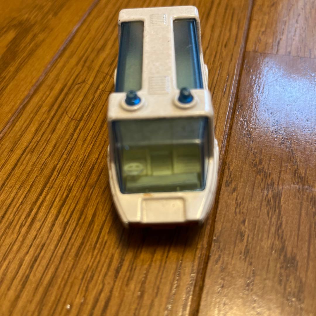 【昭和レトロ】トミカ製　都営バス/メーカー不明　救急車