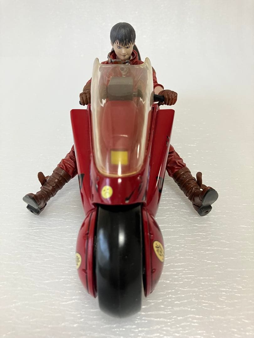 マクファーレントイズ　AKIRA 金田バイク