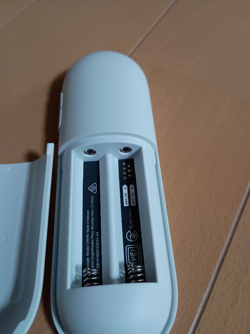 Chromecast with Google TV (HD) 本体とリモコン