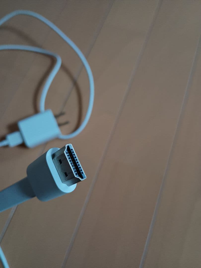 Chromecast with Google TV (HD) 本体とリモコン