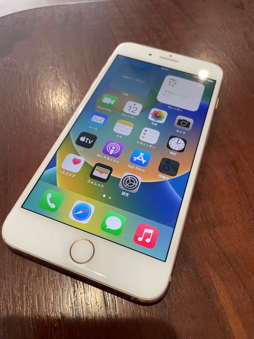 iphone8plus 256GB 本体　通電ok