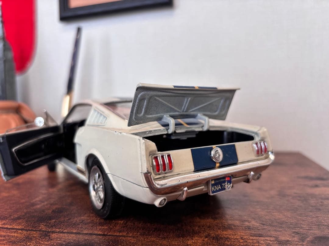 Ford Mustang GT350 1/18 ミニカー