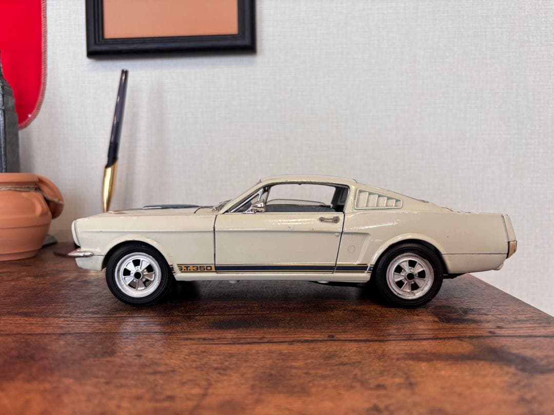 Ford Mustang GT350 1/18 ミニカー