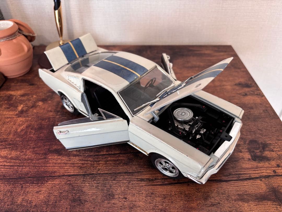 Ford Mustang GT350 1/18 ミニカー