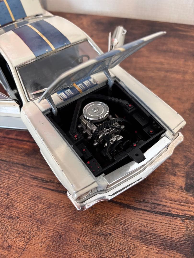 Ford Mustang GT350 1/18 ミニカー