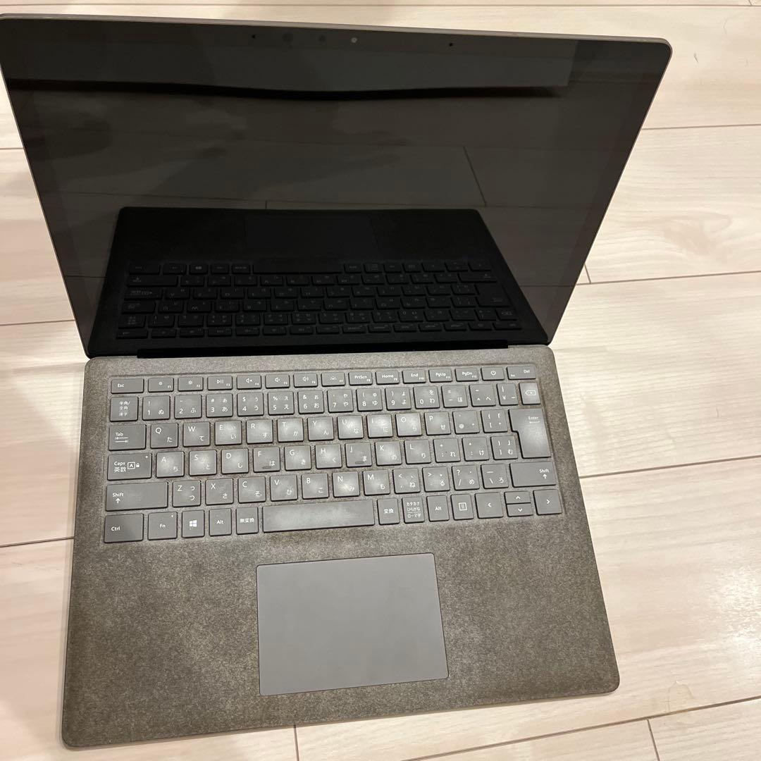 大特価！美品！　Surface laptop ケース付き！