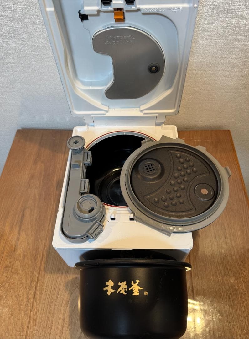 MITSUBISHI 三菱 ジャー炊飯器 NJ-XW105J-W 2015年製