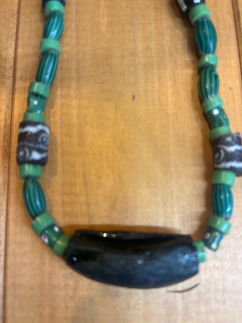 アンティークビーズ　ネックレス