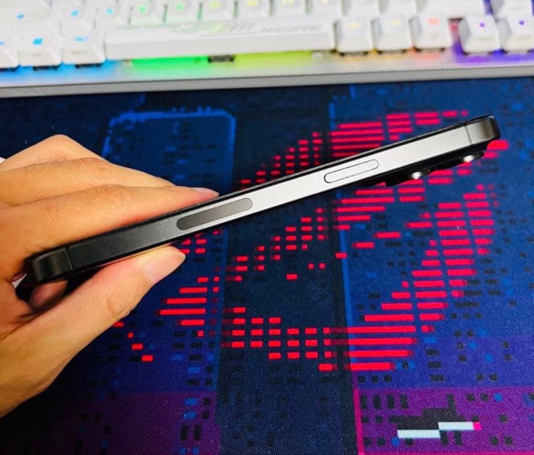 極美品iPhone15Promax 256G/US/100%/物理SIM