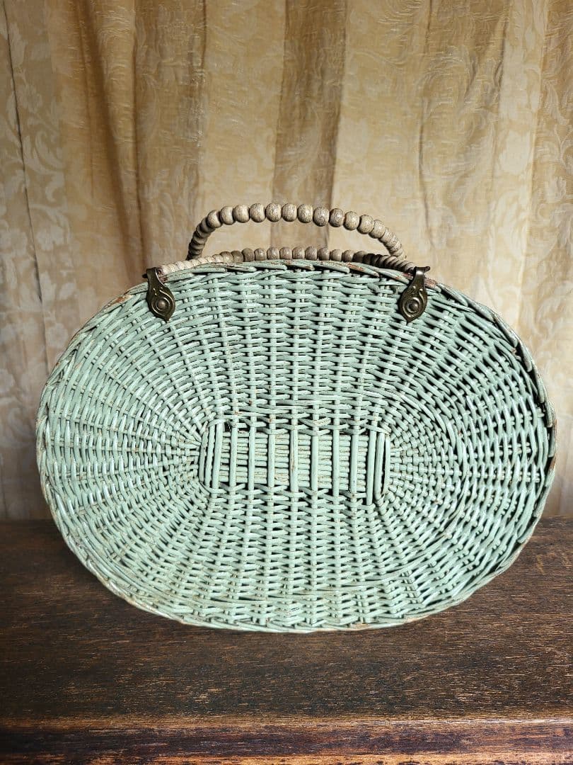 バスケット　カゴ　藤　木製ビーズ の 取っ手　レトロ　古道具