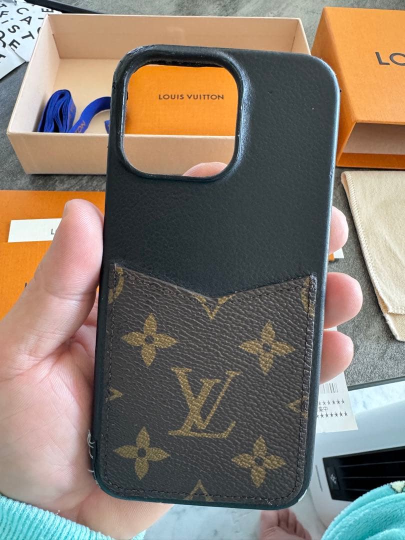 ルイヴィトン　iPhone15pro maxケース
