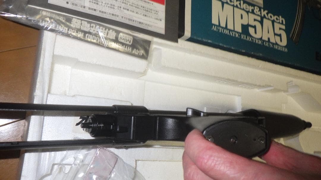 か*ん様 東京マルイ　電動ガン　MP5A5　　初速　80ｍ／ｓ