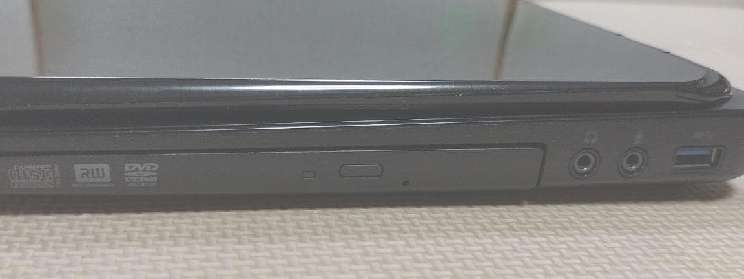 Dell inspiron N5110 Win11 SSD 128Gメモリ４G