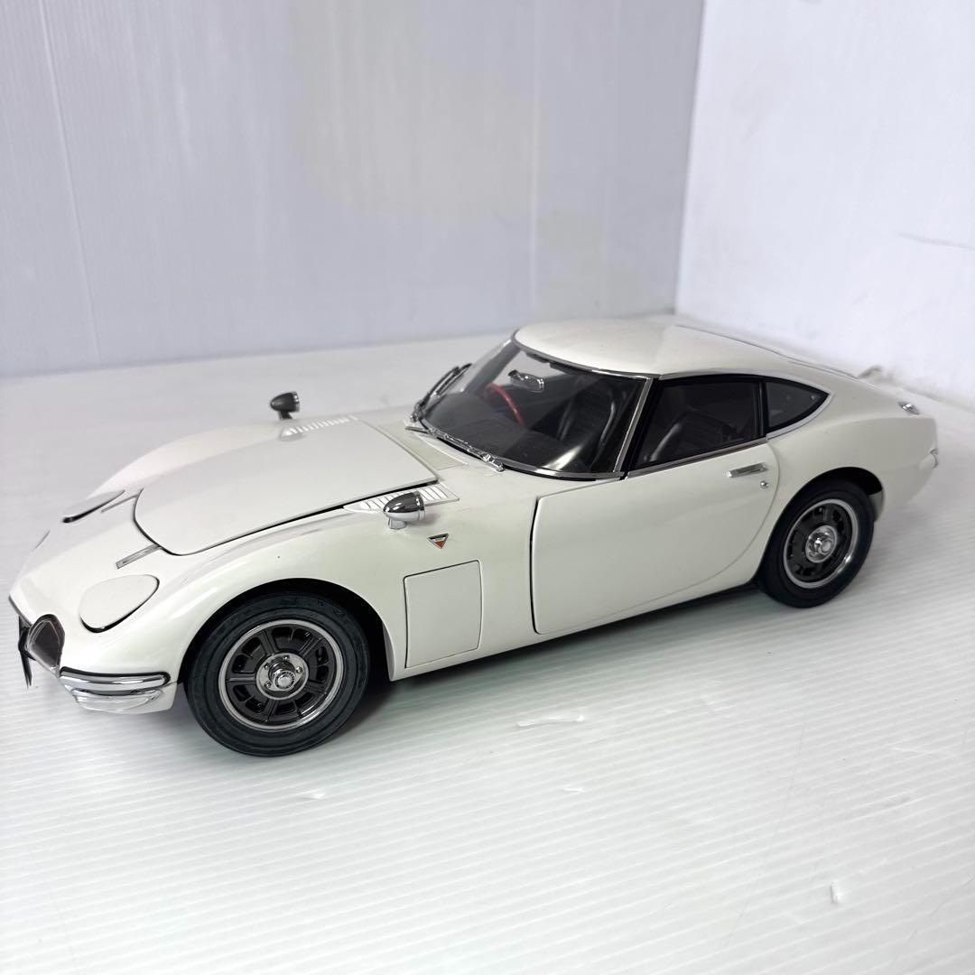 【美品】デアゴスティーニ トヨタ 2000GT 1/10スケール完成版