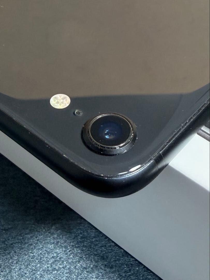 iPhone SE 第2世代 (SE2) SIMフリー　ブラック　128GB