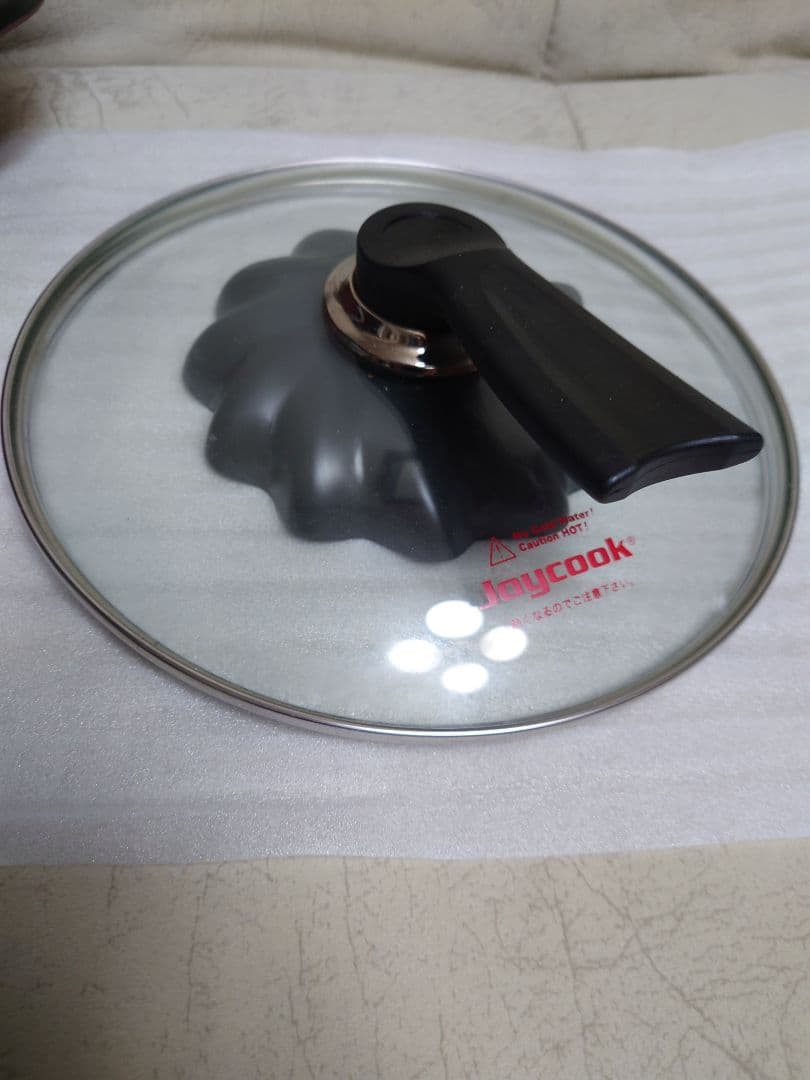 【新品・未使用品】 ヘルシーオーブン鍋 「ジョイクック　ヘラ」