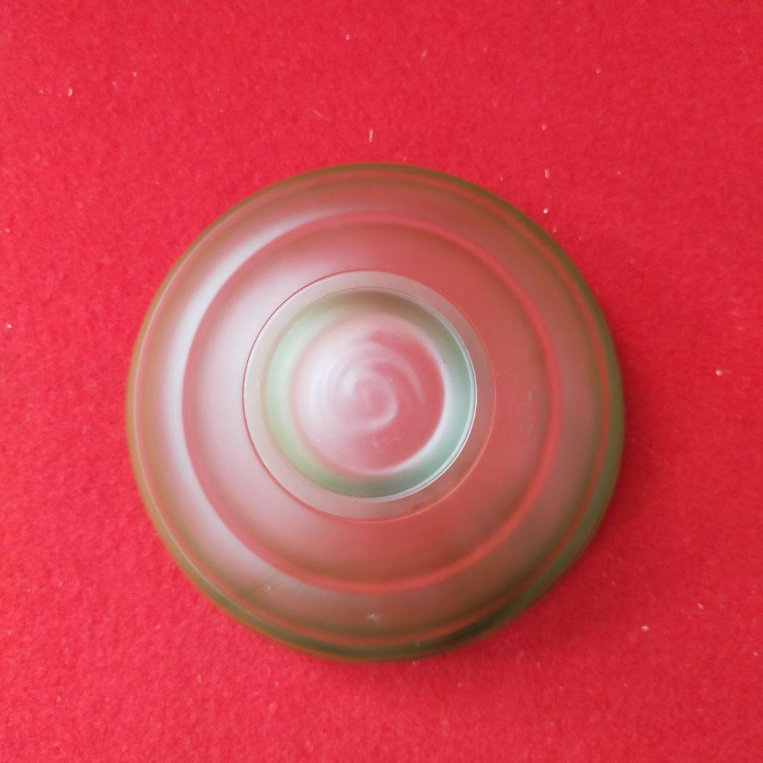 硝子茶碗　関吉昭作　茶道　平茶碗　黄緑色　耐熱処理ガラス【中古美品】