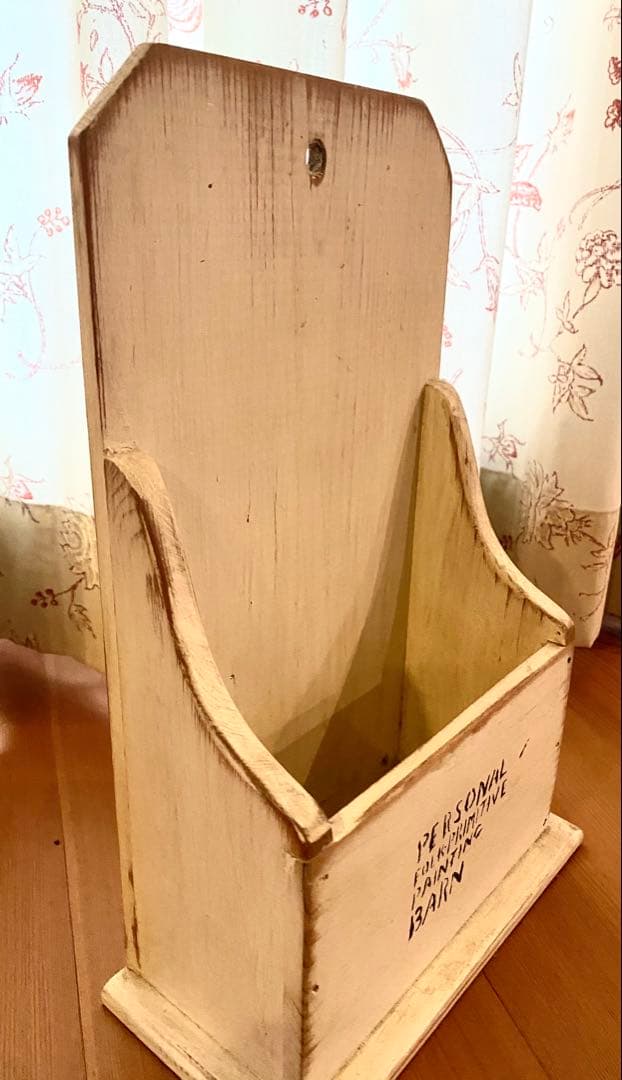 ホワイト木製カントリーキャビネット他2点