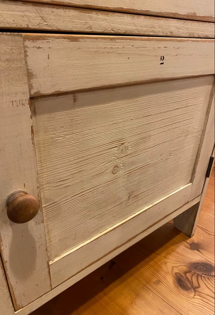 ホワイト木製カントリーキャビネット他2点