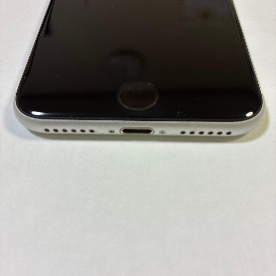 【美品】iPhone SE2 64GB ホワイト SIMフリー
