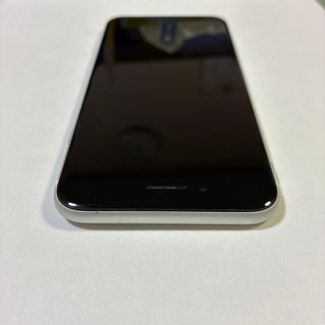 【美品】iPhone SE2 64GB ホワイト SIMフリー