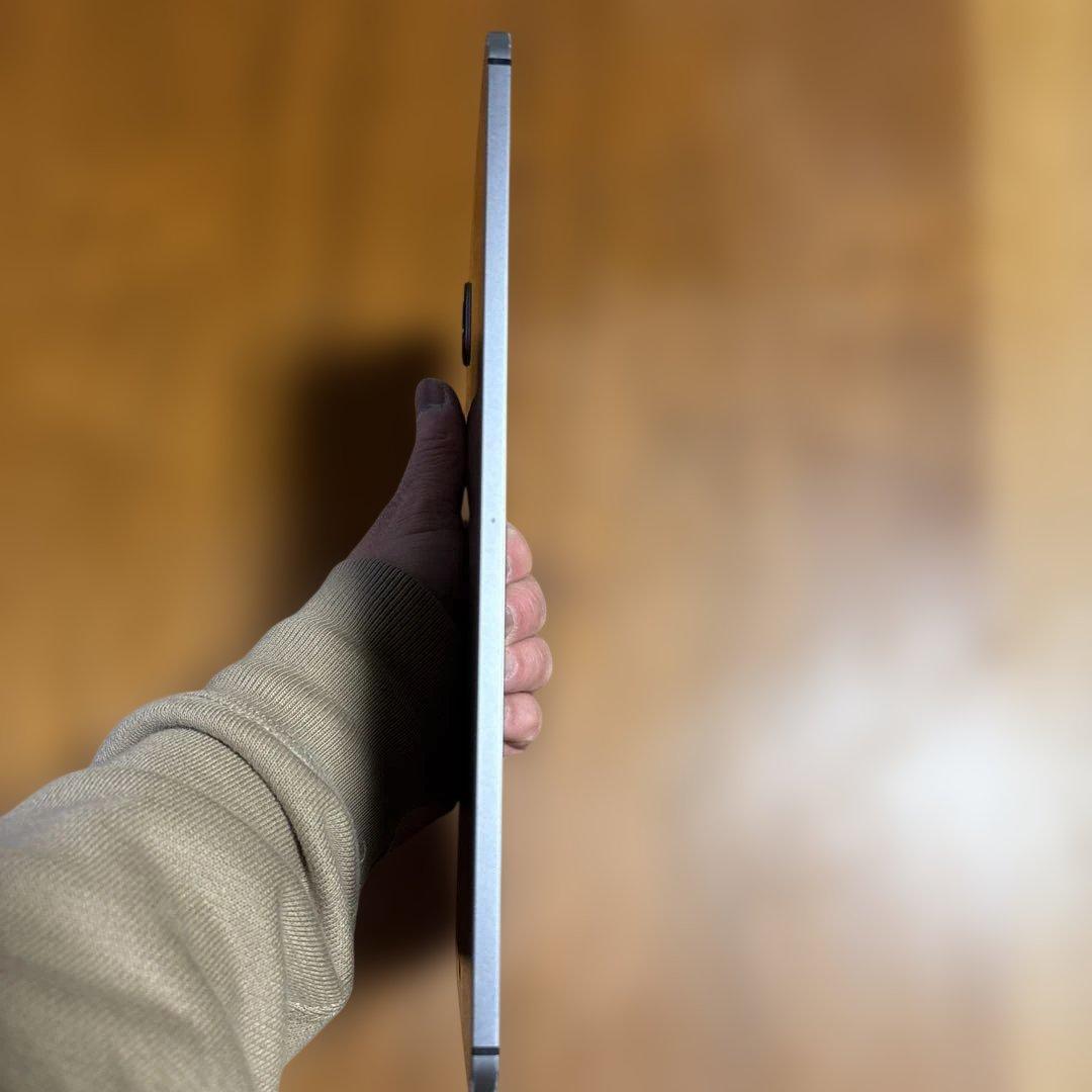 iPad Pro11インチ第3世代Wi-Fi+セルラー　訳アリ