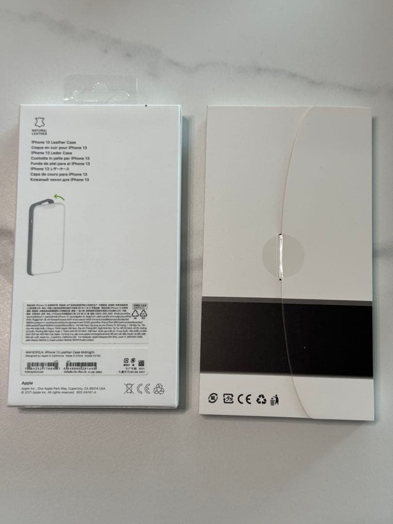 iPhone13 Apple純正レザーケース ミッドナイト新品未使用未開封