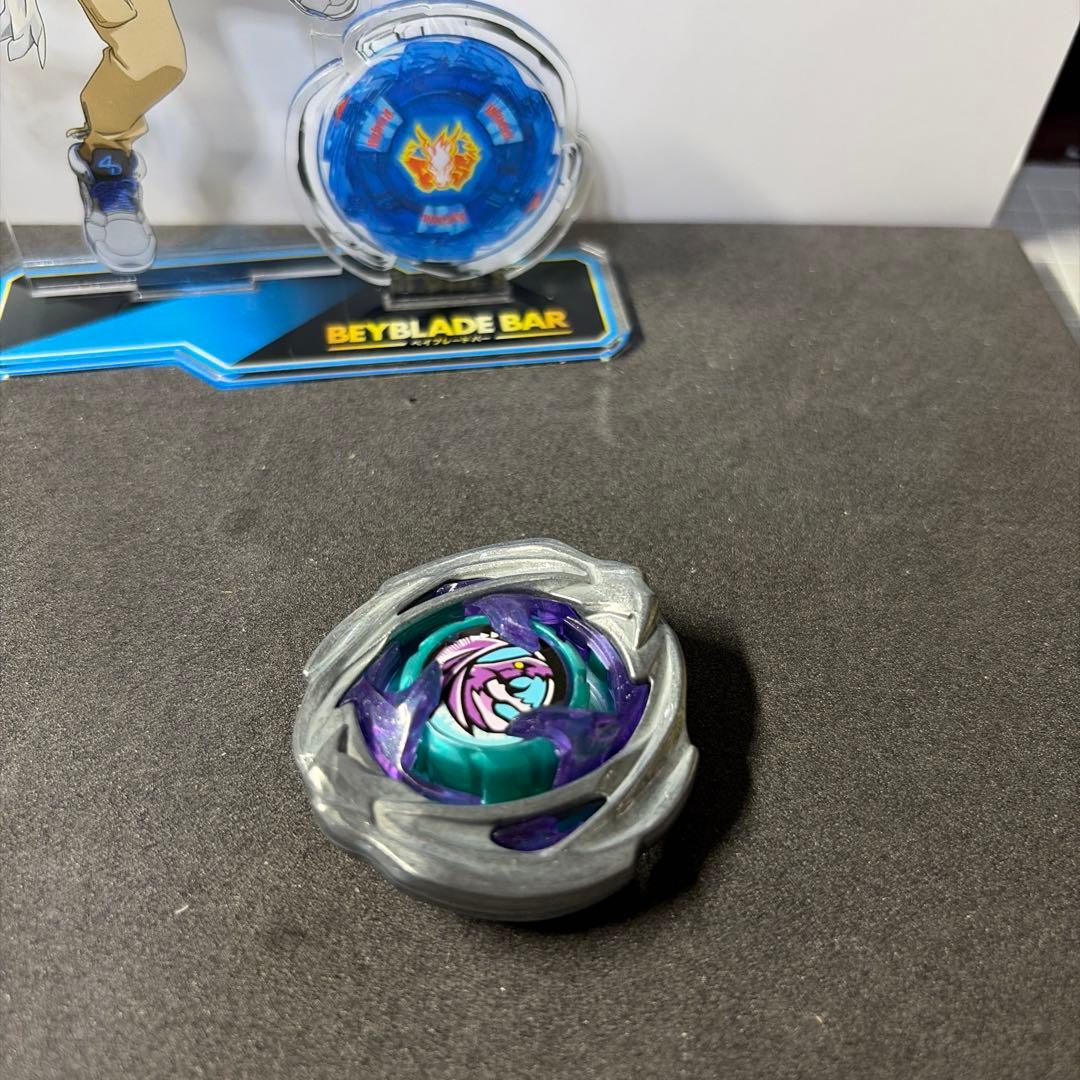 ベイブレードX 一番くじ　A賞 ワイバーンホバー　ブレードのみ